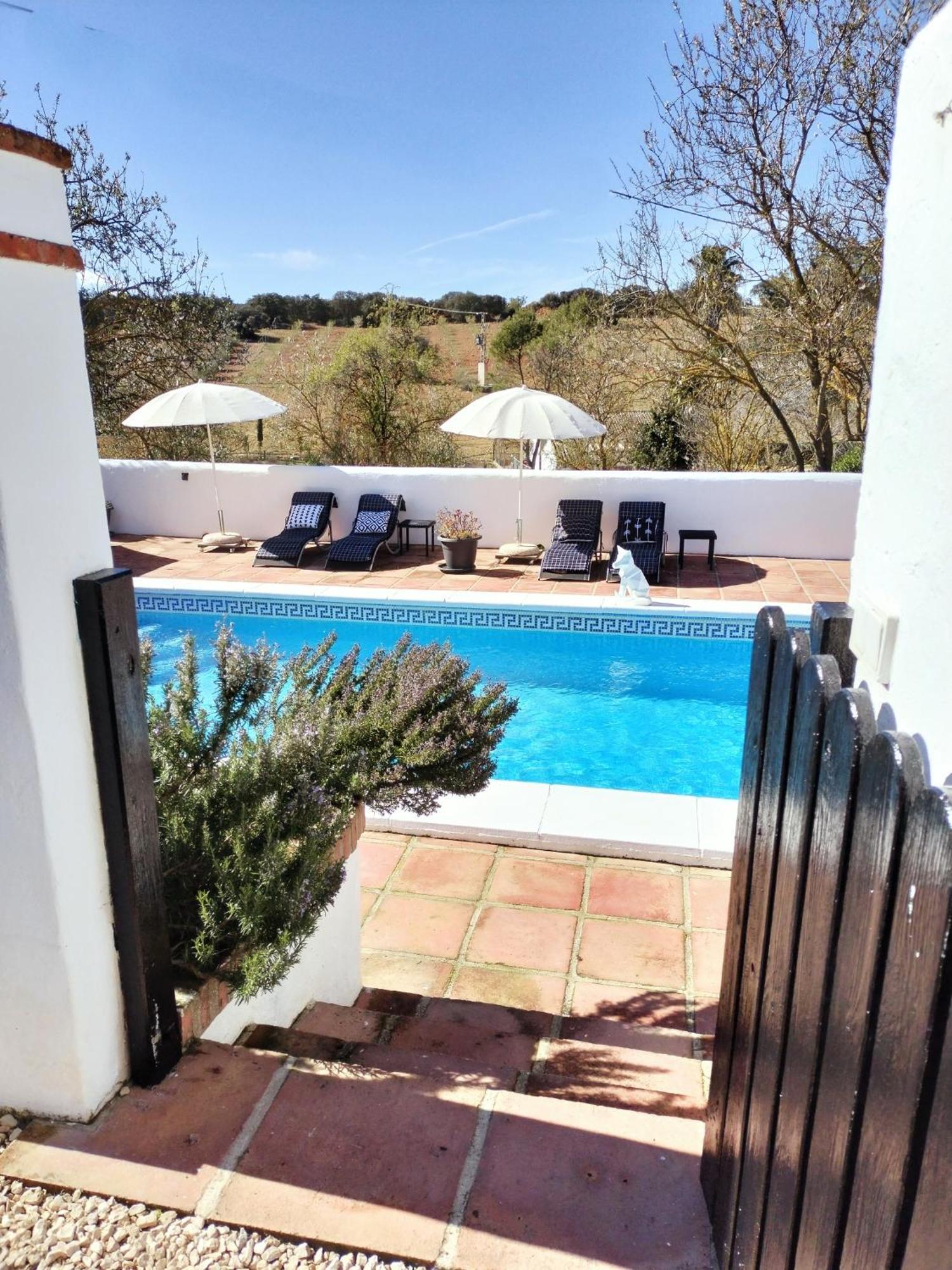 Todos Y Tonya Bed & Breakfast *